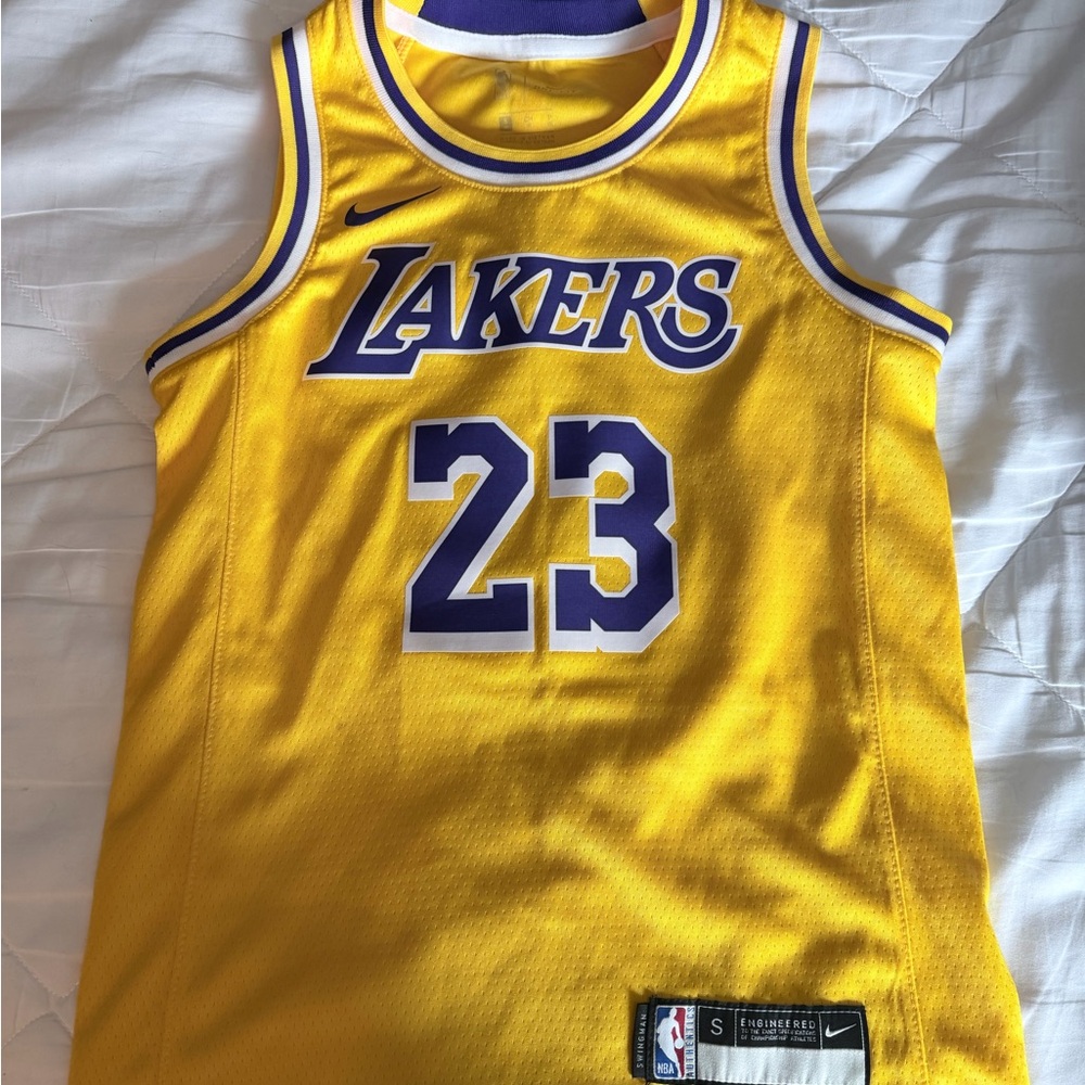 Youth/kids NBA Nike Lakers Basketball Jersey LeBron James #23 no name small 6/7